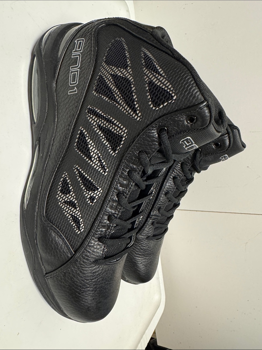 AND1 Men's Black Athletic Mid-Top Basketball Shoes